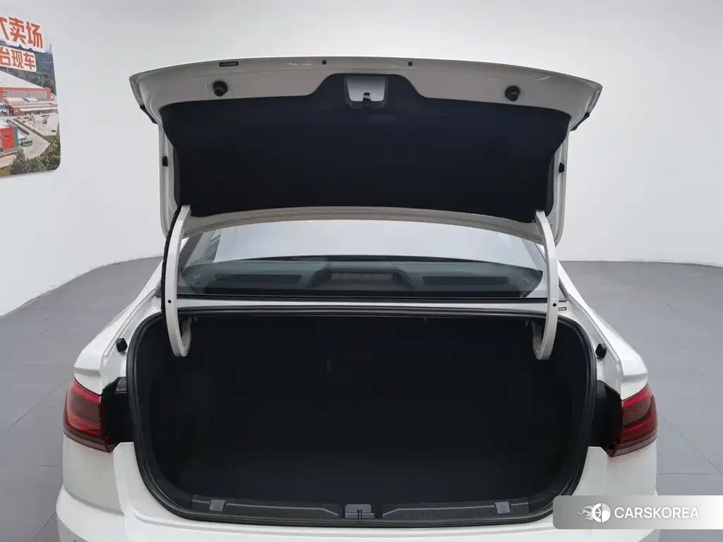 Volkswagen Bora id 4570552 из Китая 24