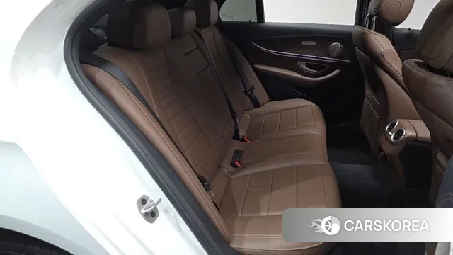Mercedes-Benz E-Class W213 id 3327886 из Кореи 20