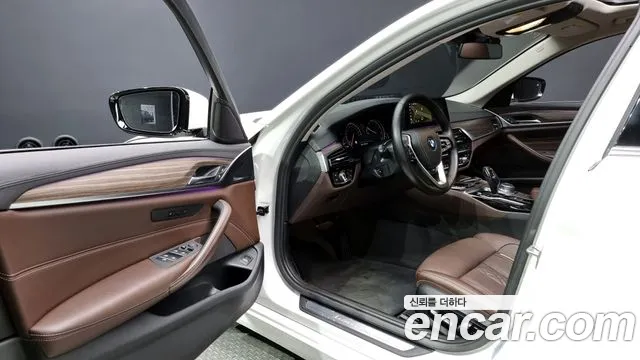 BMW 5 Series (G30) id 2701022 из Кореи 20