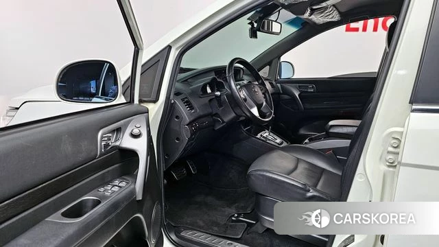 Ssangyong Korando Turismo id 4384891 из Кореи 20