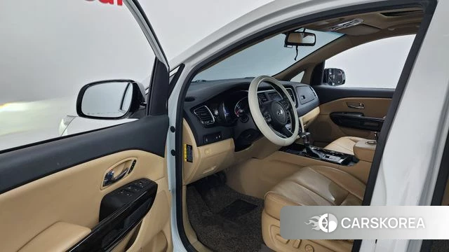 Kia The New Carnival id 3893859 из Кореи 20