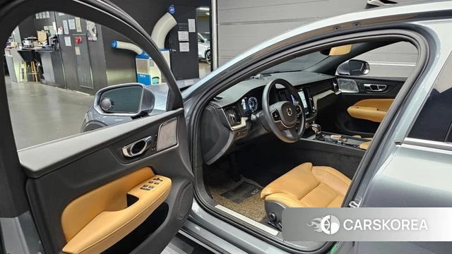 Volvo S60 3rd generation id 4501838 из Кореи 30