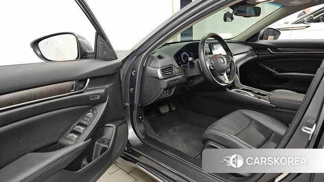 Honda Accord 10th Generation id 4409247 из Кореи 38