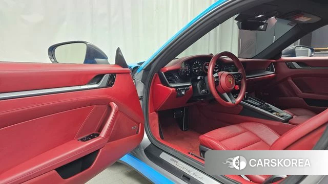 Porsche 911(992) id 4651748 из Кореи 33