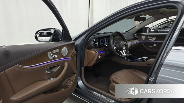 Mercedes-Benz E-Class W213 id 4465136 из Кореи 32
