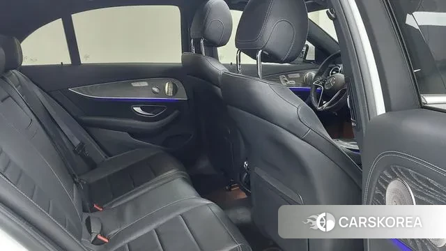 Mercedes-Benz E-Class W213 id 3528944 из Кореи 20