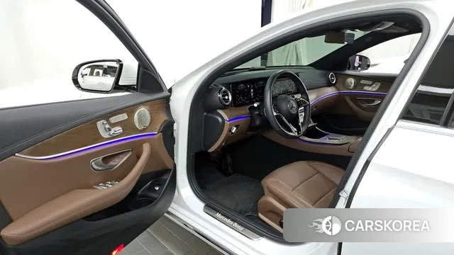 Mercedes-Benz E-Class W213 id 3057941 из Кореи 20