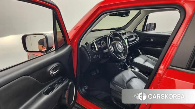 Jeep Renegade id 4424856 из Кореи 34