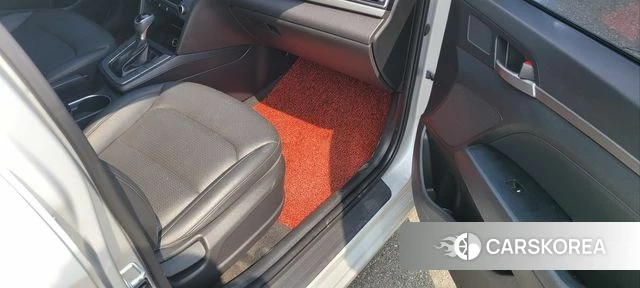 Hyundai Avante AD id 3854016 из Кореи 15