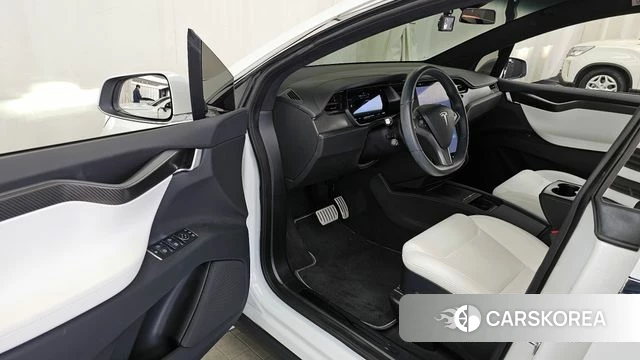 Tesla Model X id 3843928 из Кореи 20