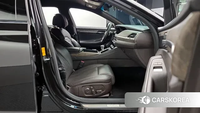 Genesis G90 id 3661685 из Кореи 20