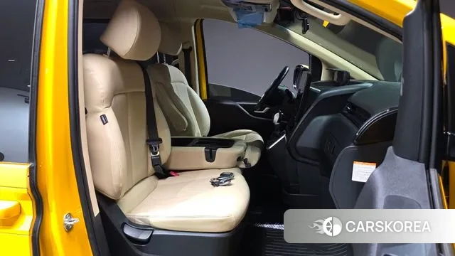 Hyundai Staria id 3715929 из Кореи 20