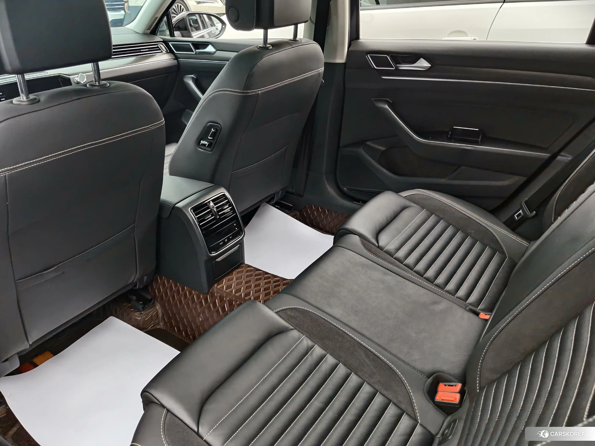 Volkswagen Magotan id 4473839 из Китая 10