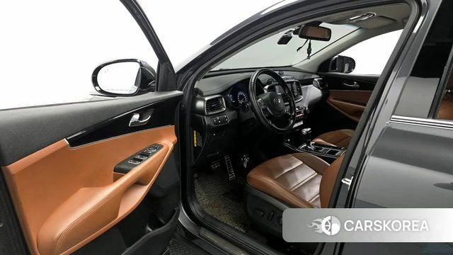 Kia The New Sorento id 4356624 из Кореи 30