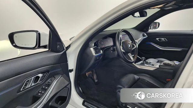 BMW 3 Series (G20) id 4196319 из Кореи 33