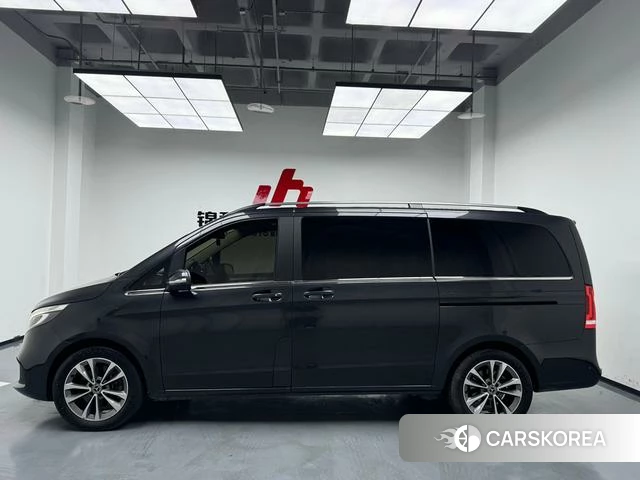 Mercedes-Benz V-class id 4265263 из Китая 21