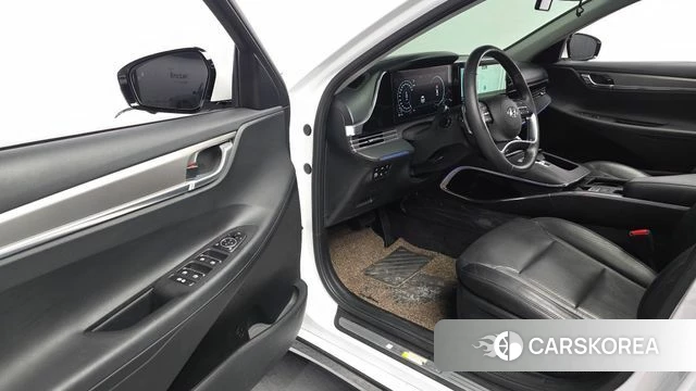 Hyundai The New Grandeur IG Hybrid id 4608556 из Кореи 32