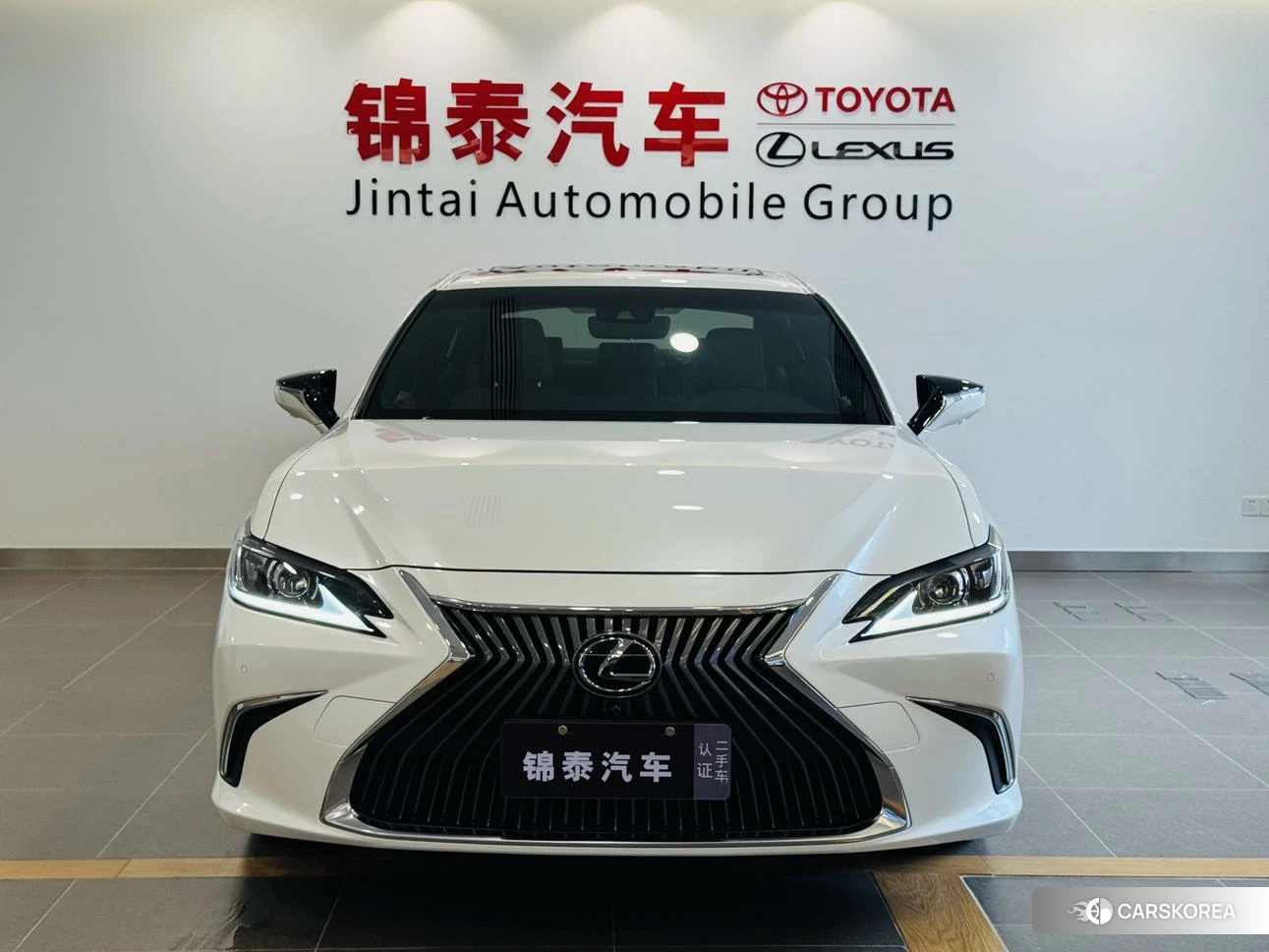 Lexus ES id 4499081 из Китая 26
