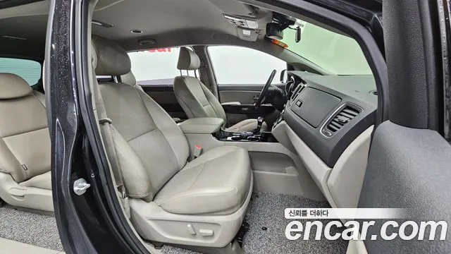 Kia The New Carnival id 2708485 из Кореи 20