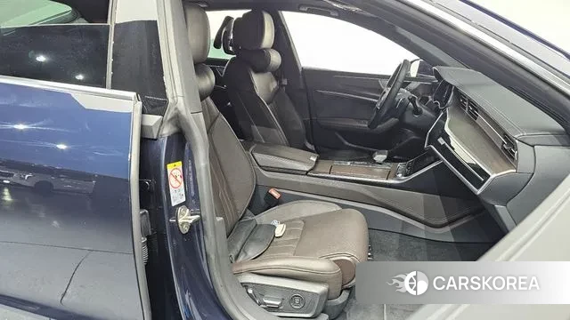 Audi A7 (4K) id 3550542 из Кореи 21