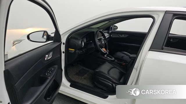 Kia Come New K3 id 3894134 из Кореи 20