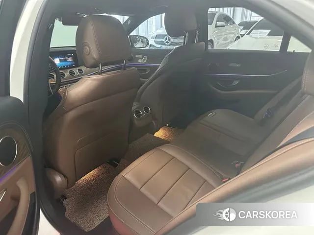 Mercedes-Benz E-Class W213 id 3654233 из Кореи 17