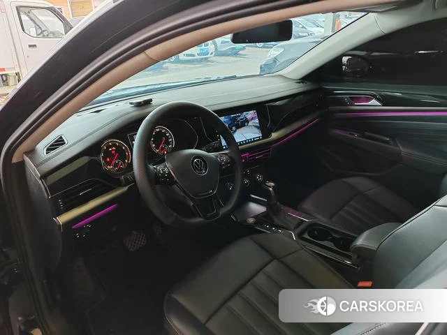 Volkswagen Passat id 4261289 из Китая 10