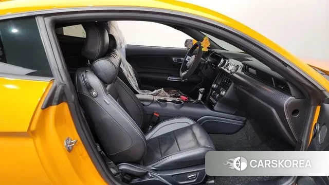 Ford Mustang id 3748579 из Кореи 20