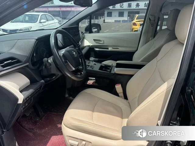 Toyota Saina id 4274426 из Китая 11