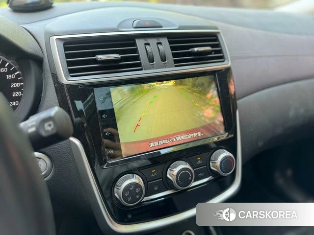 Nissan TIIDA id 4278563 из Китая 17