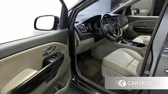 Kia All New Carnival id 4339873 из Кореи 20