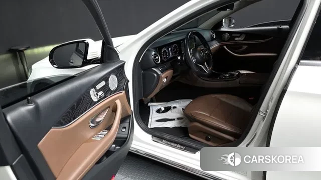 Mercedes-Benz E-Class W213 id 3297568 из Кореи 20
