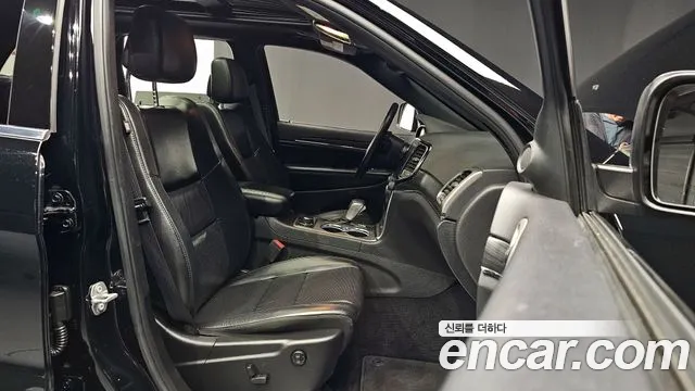 Jeep Grand Cherokee id 2850459 из Кореи 20