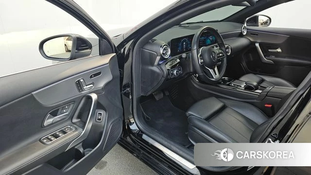 Mercedes-Benz A-Class W177 id 3852780 из Кореи 20