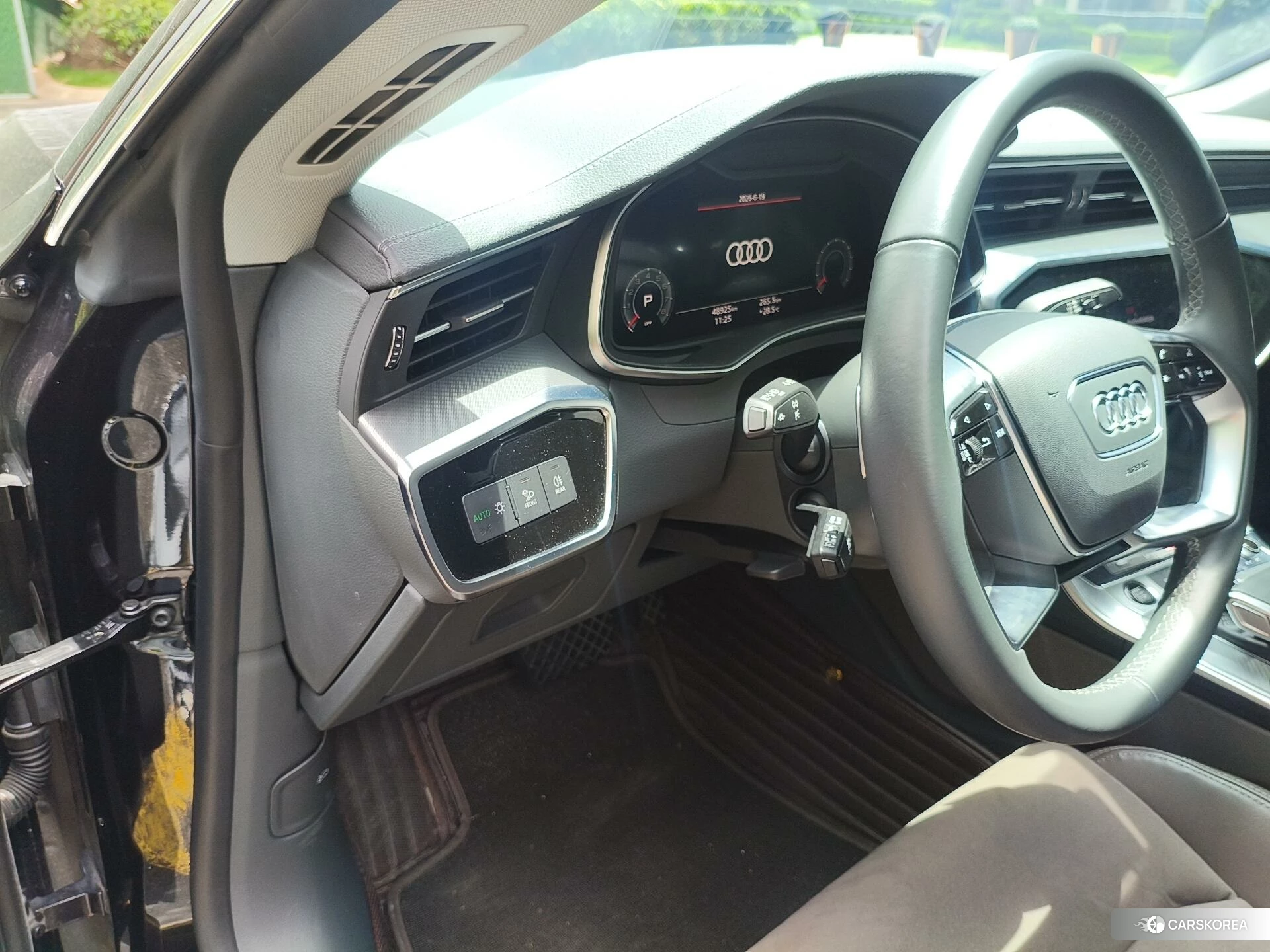 Audi A7L id 4479270 из Китая 21