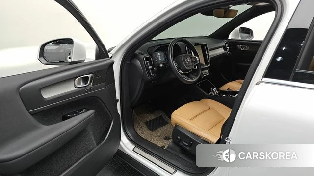 Volvo XC40 id 4779725 из Кореи 35