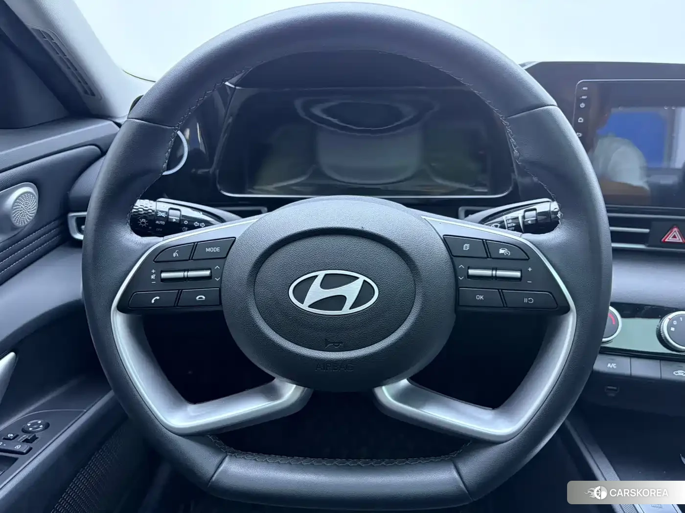 Hyundai Elantra id 4576357 из Китая 16