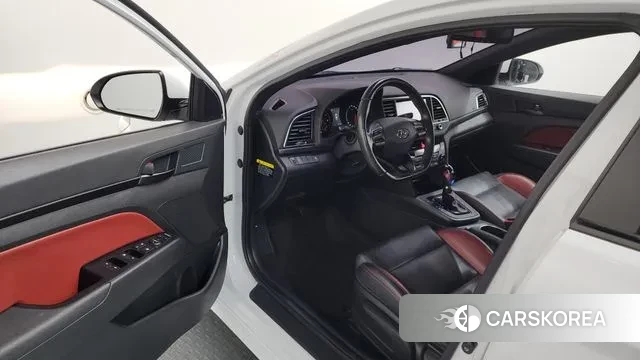 Hyundai Avante AD id 3434843 из Кореи 20