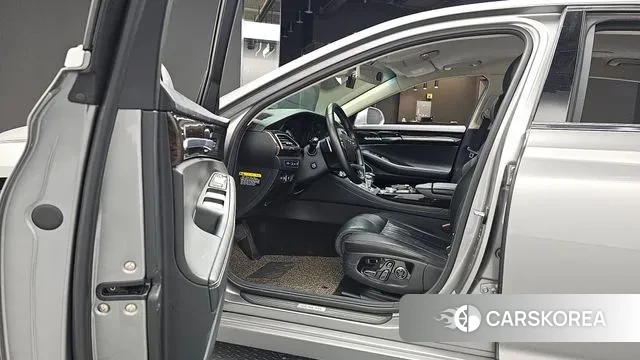 Genesis G90 id 3676741 из Кореи 20