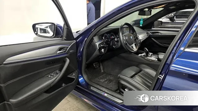 BMW 5 Series (G30) id 3761214 из Кореи 20