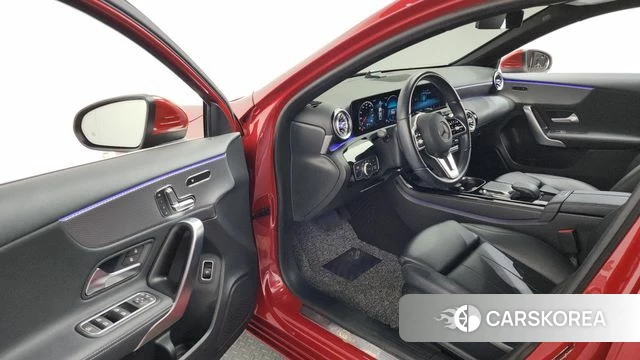Mercedes-Benz A-Class W177 id 4625283 из Кореи 20