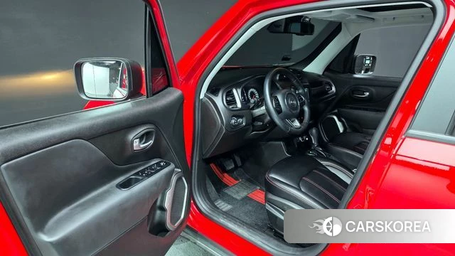 Jeep Renegade id 4281717 из Кореи 33