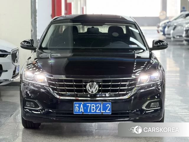 Volkswagen Passat id 4212375 из Китая 14