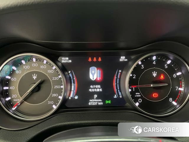 Maserati Ghibli id 4208622 из Китая 28