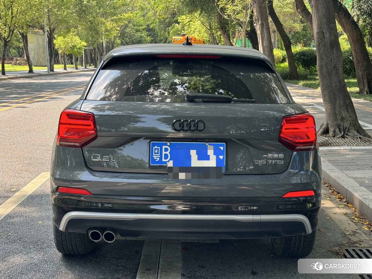 Audi Q2L id 4440579 из Китая 13
