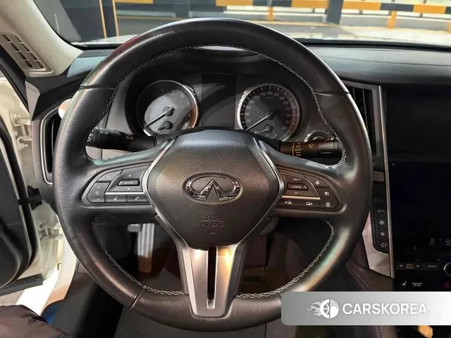 Infiniti Q50 id 3616631 из Кореи 18