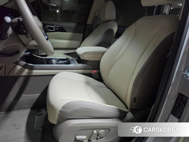 Kia The New Carnival 4th Generation id 4612341 из Кореи 17