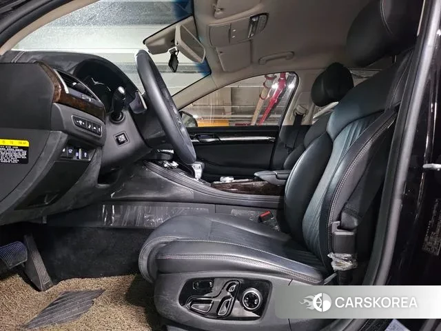 Genesis G90 id 3451561 из Кореи 17