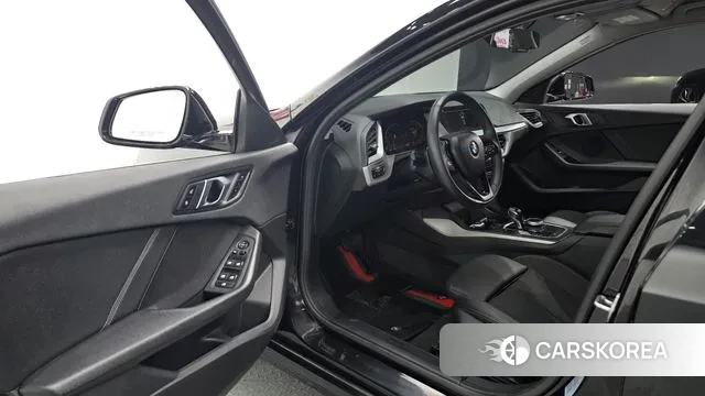 BMW 1 Series (F40) id 3703108 из Кореи 20