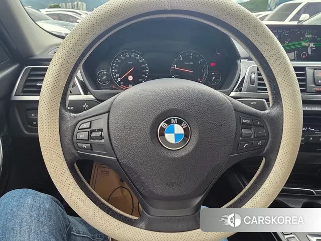 BMW 3 Series (F30) id 3193459 из Кореи 20